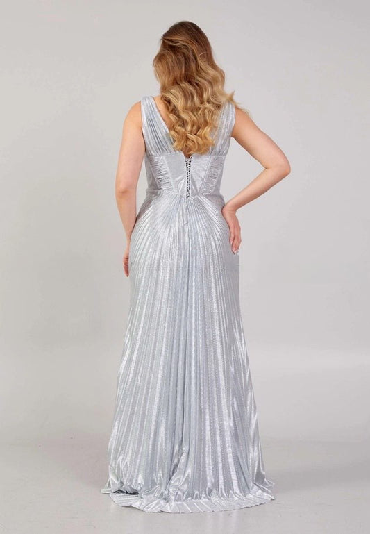 Chic Sleeveless V-Neck Pleated Dress Style 9129