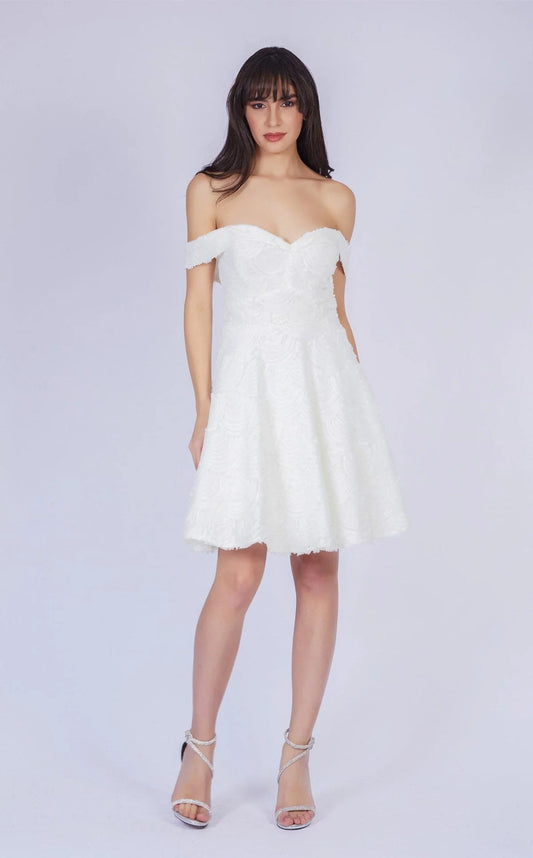 Flirtatious Off-shoulder Sweetheart Neckline Monochromatic Mini Dress Style G231-5035